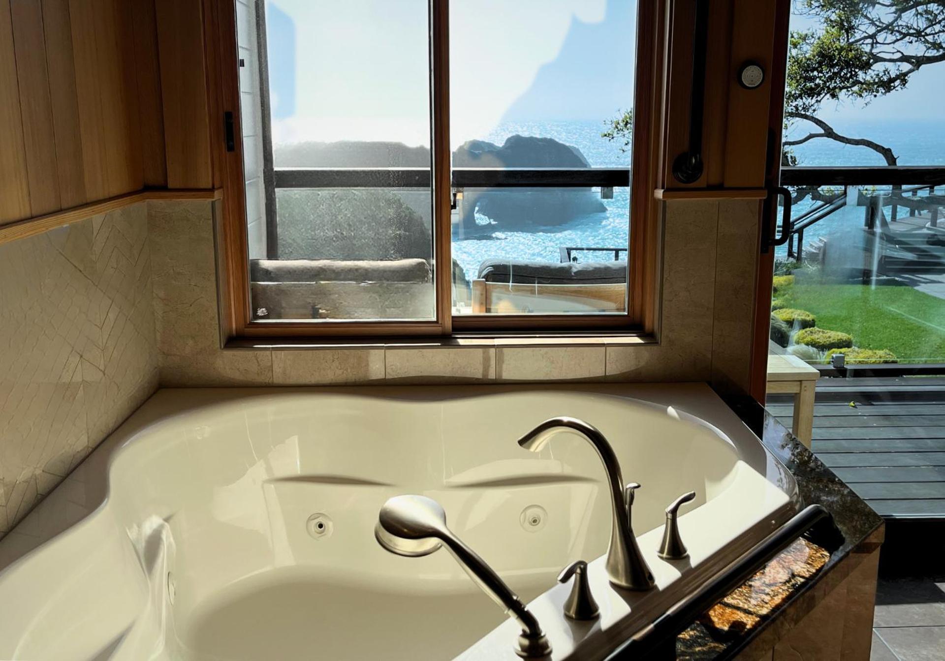 Sacred Rock Inn Elk Екстериор снимка
